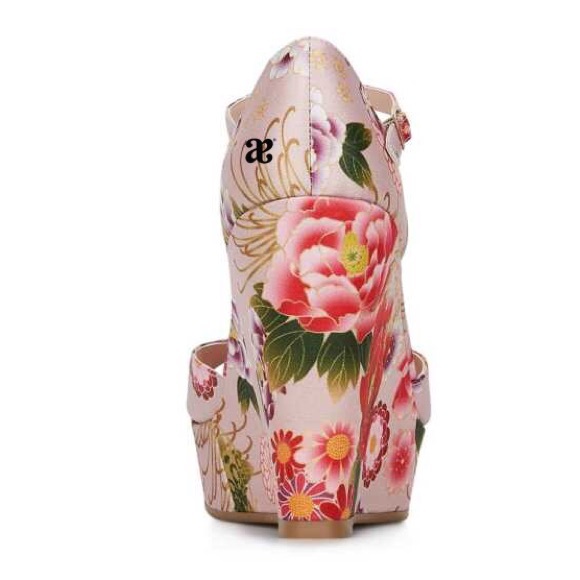 Wedges - Picture 3 of 4